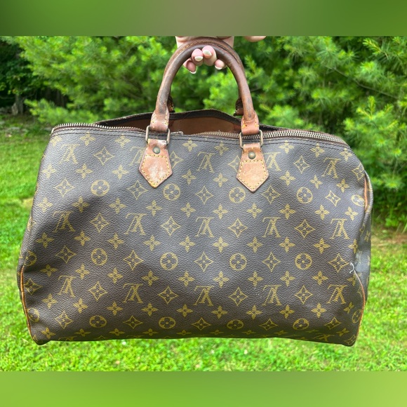 Louis Vuitton Brown Monogram Travel Bag - Picture 2 of 14